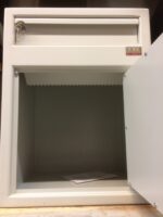 Kasutatud deposiitseif MPE-2 MÜÜDUD - Image 3